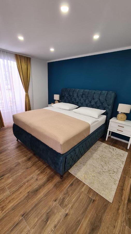 Gold Luxury Room Сплит Экстерьер фото